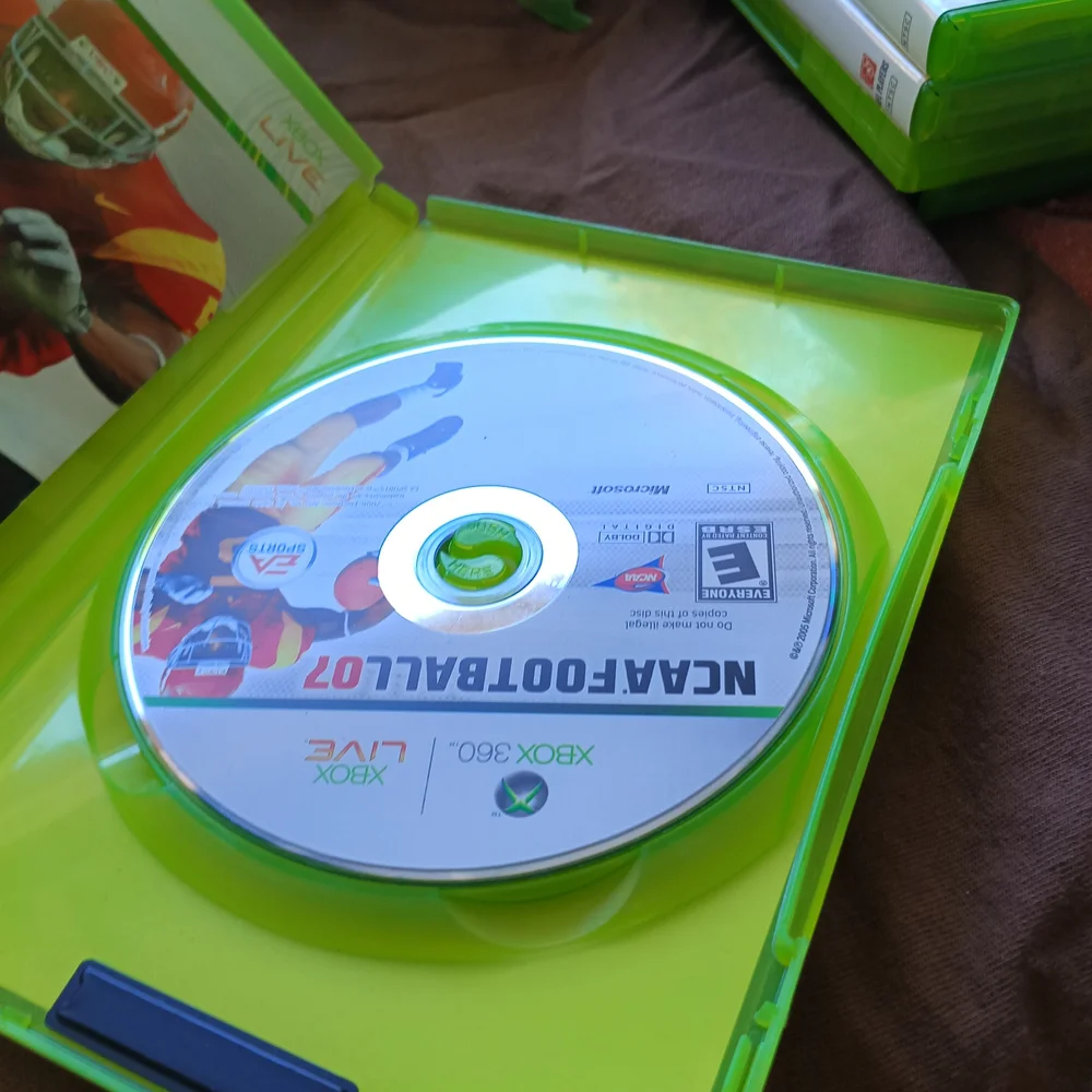 Microsoft NCAA 07 Football for Xbox 360 - Green Case